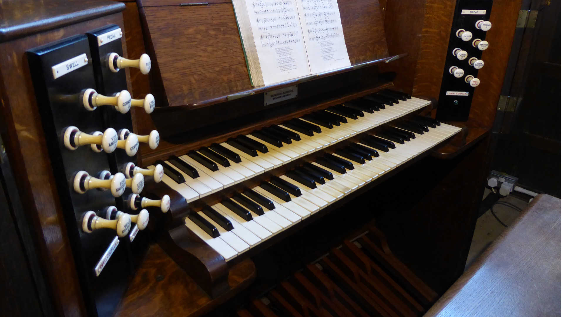 Lound Church Organ